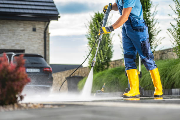 Best Driveway Pressure Washing  in Moodys, OK